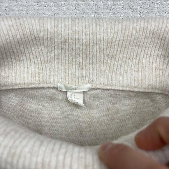 H&M Beige / Off White Off The Shoulder Wool Blend Knit Chumky Sweater Size M - Picture 8 of 16